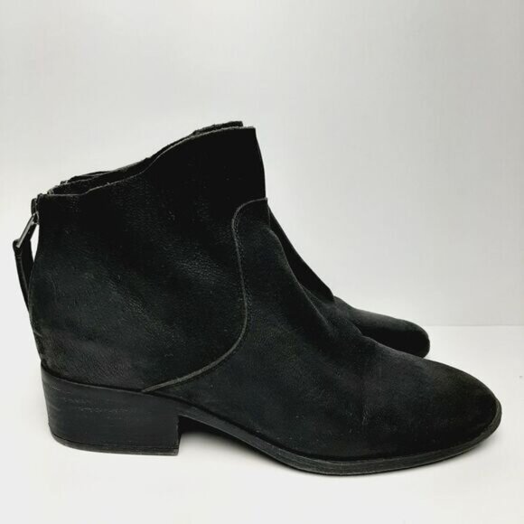 LUCKY BRAND Short Ankle Chelsea Bootie Black Nubuck Leather Low Heel Sz 6 M - Picture 3 of 13